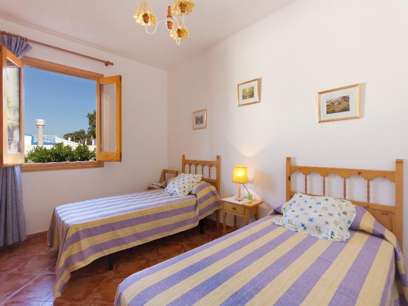 Oliveres I II Cala Blanca  Exterior photo